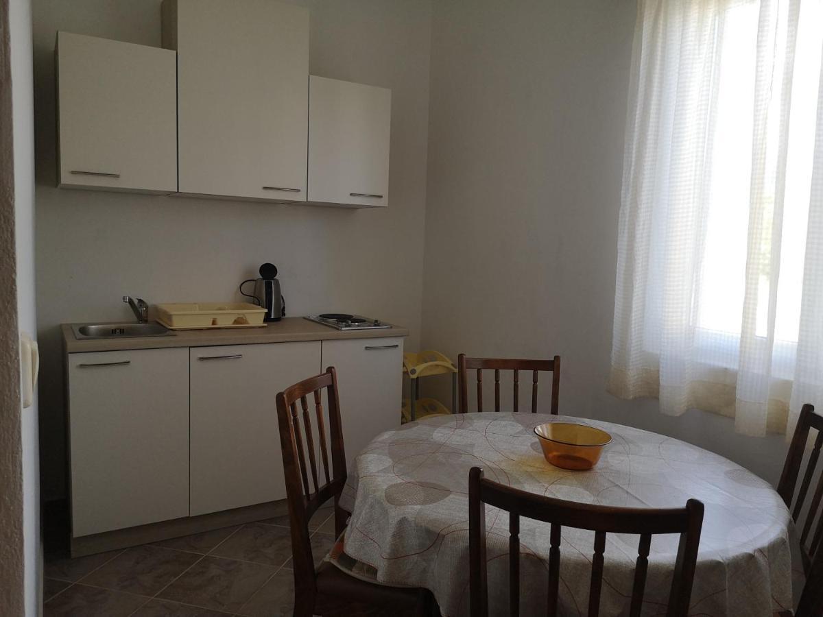 נין Apartman Nea מראה חיצוני תמונה