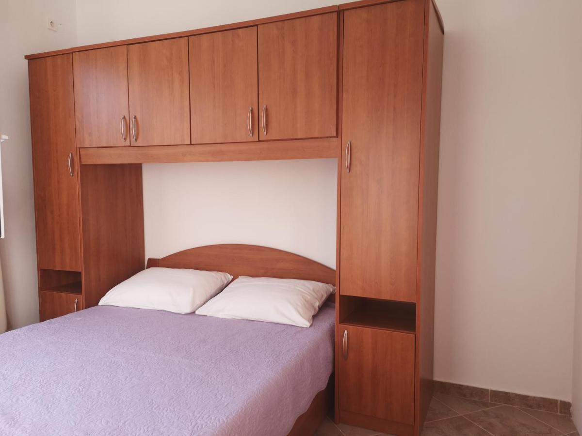 נין Apartman Nea מראה חיצוני תמונה